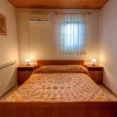 Apartments Grozdanic Fazana Bagian luar foto